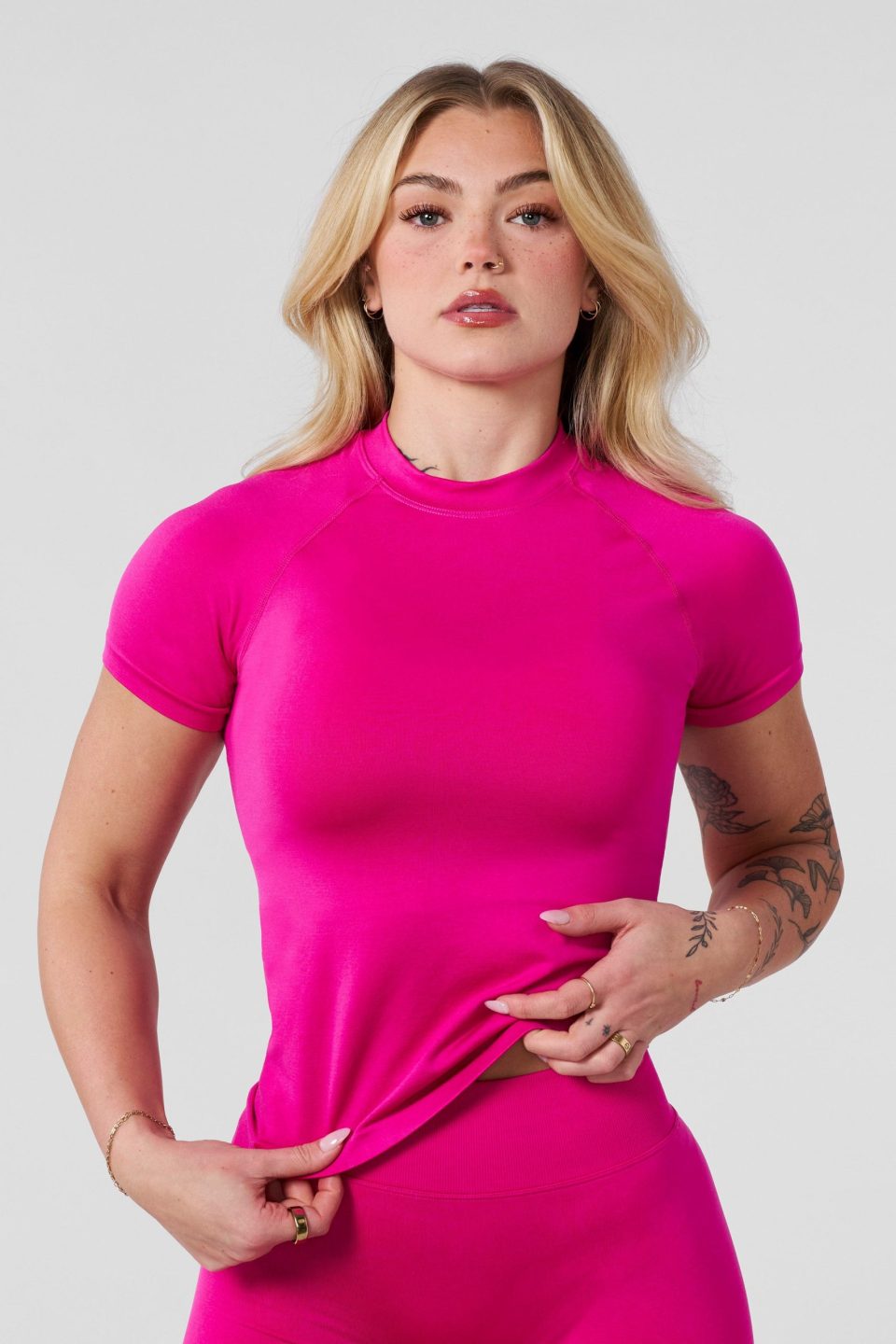 W491 LEGACY SEAMLESS SHORT SLEEVE