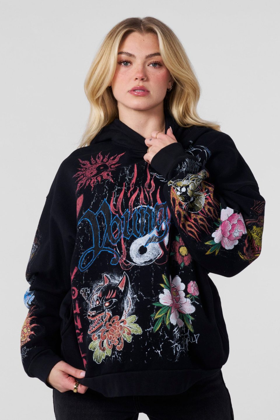 W562 SCRIBBLE HOODIE