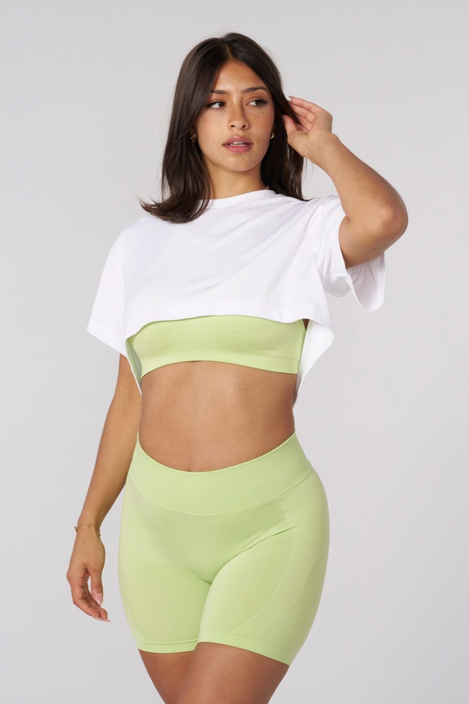 W453 HOURGLASS CROP TEE