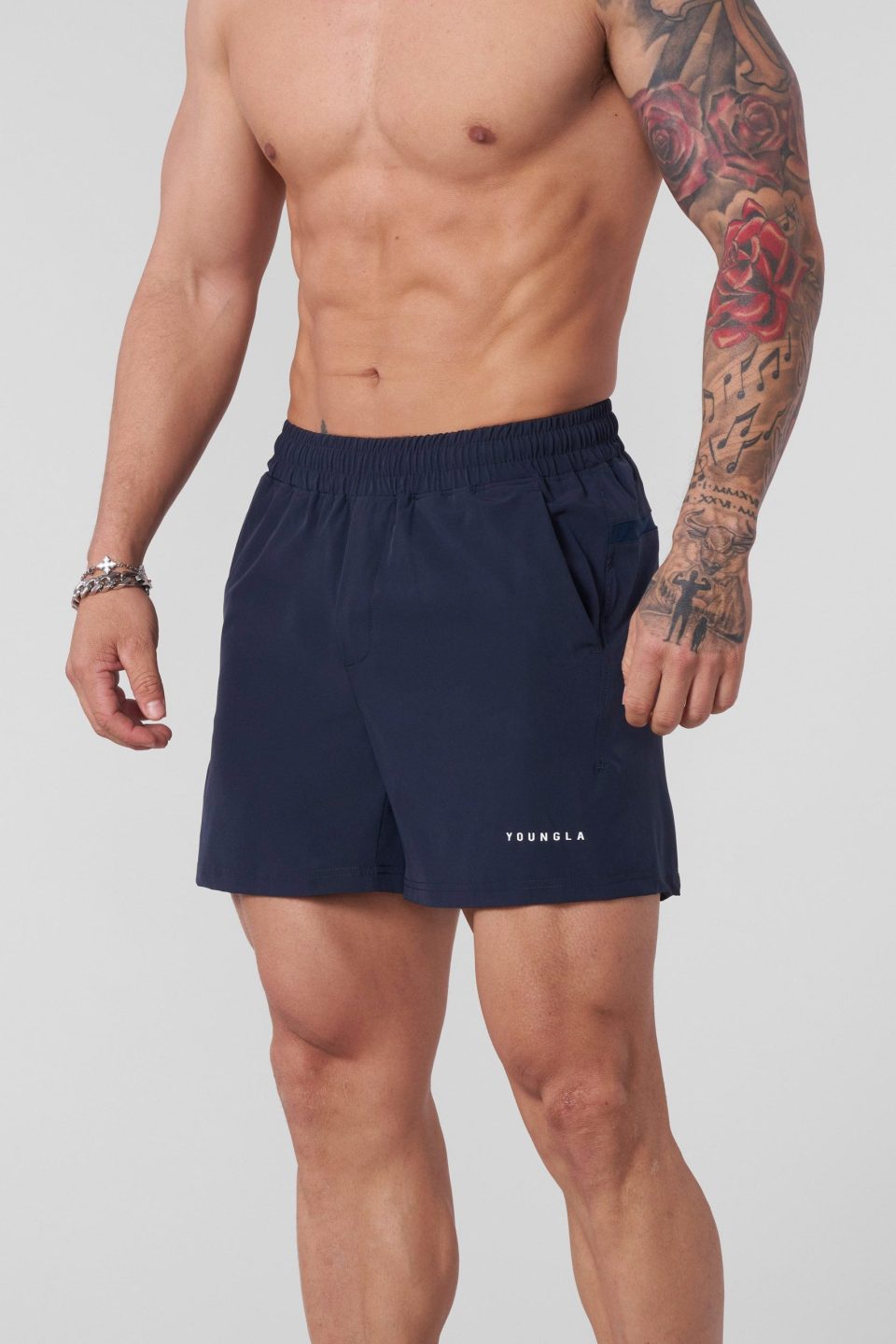 1022 - STAPLE SHORTS 4.5"