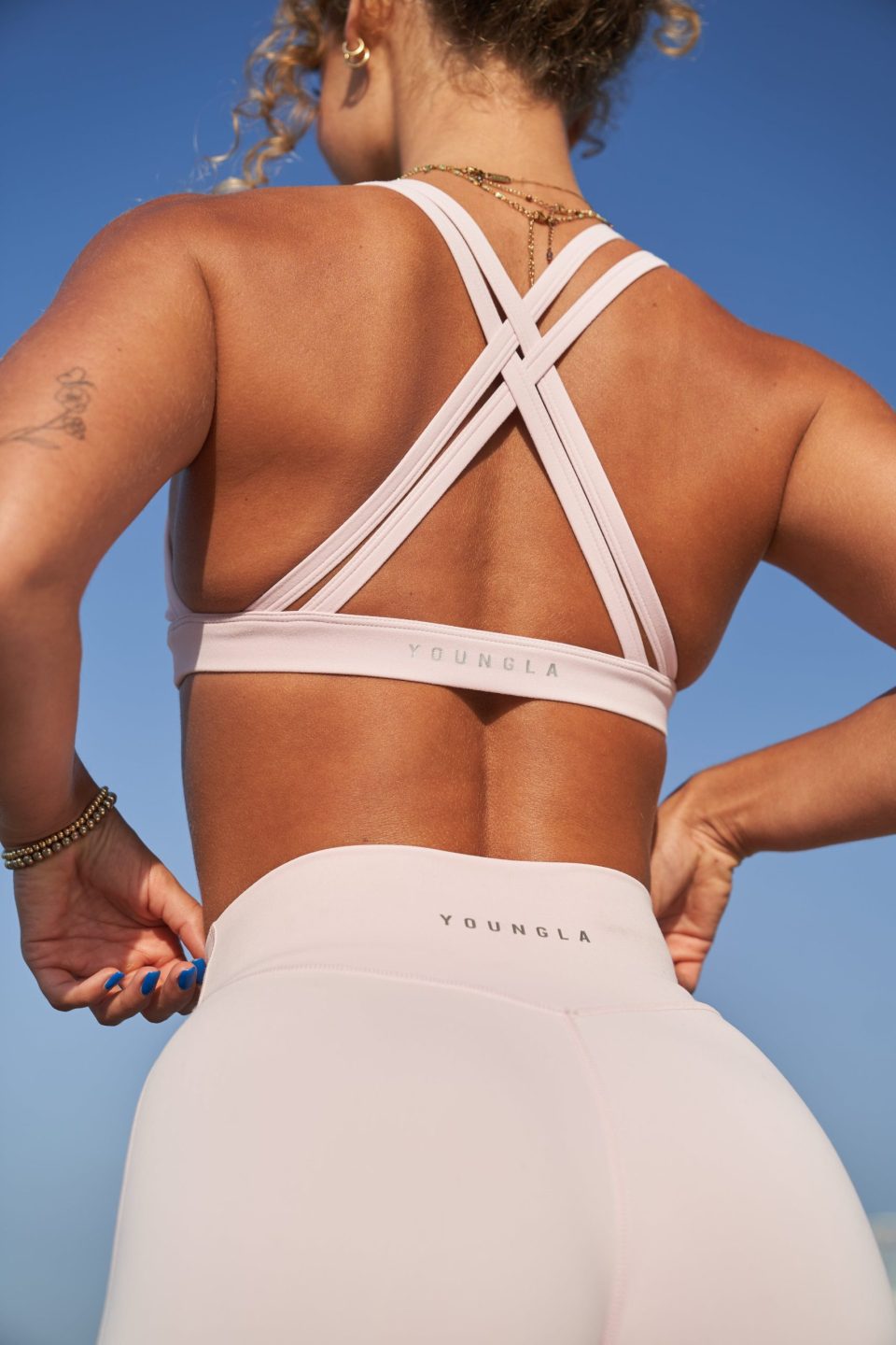 W318 EFFORTLESS SPORTS BRA