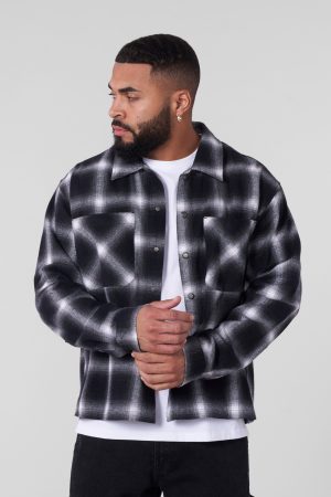 8005 – LAYERED FLANNELS