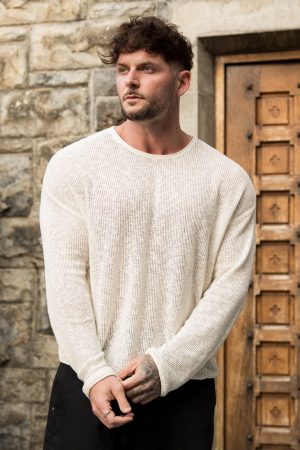 8015 – AFTER DARK CROCHET LONGSLEEVE