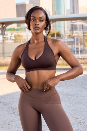 W328 – CORE SEAMLESS HALTER SPORTS BRA