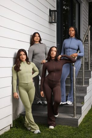 W230 LEGACY FLARE PANT (REGULAR)