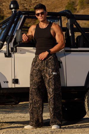 2133 – TREE CAMO BAGGY SWEATS