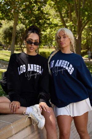 W563 VARSITY CREWNECK