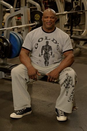 4009 – GOLDS GYM RINGER TEES
