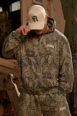 5062 – HERITAGE ZIP-UP HOODIES