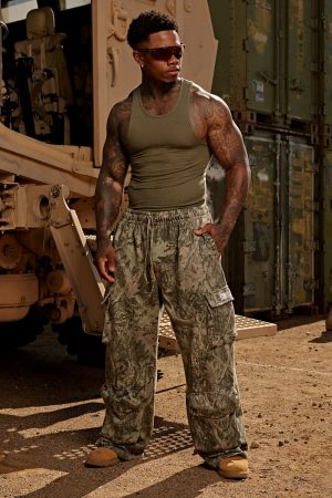 2033 – HERITAGE CARGO SWEATS