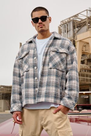 519 –  Woven Flannel Jackets