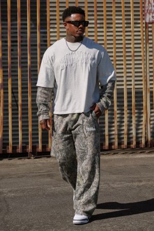 2133 – TREE CAMO BAGGY SWEATS
