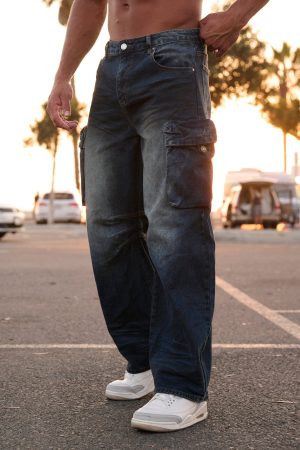 6012 – BAGGY CARGO JEANS